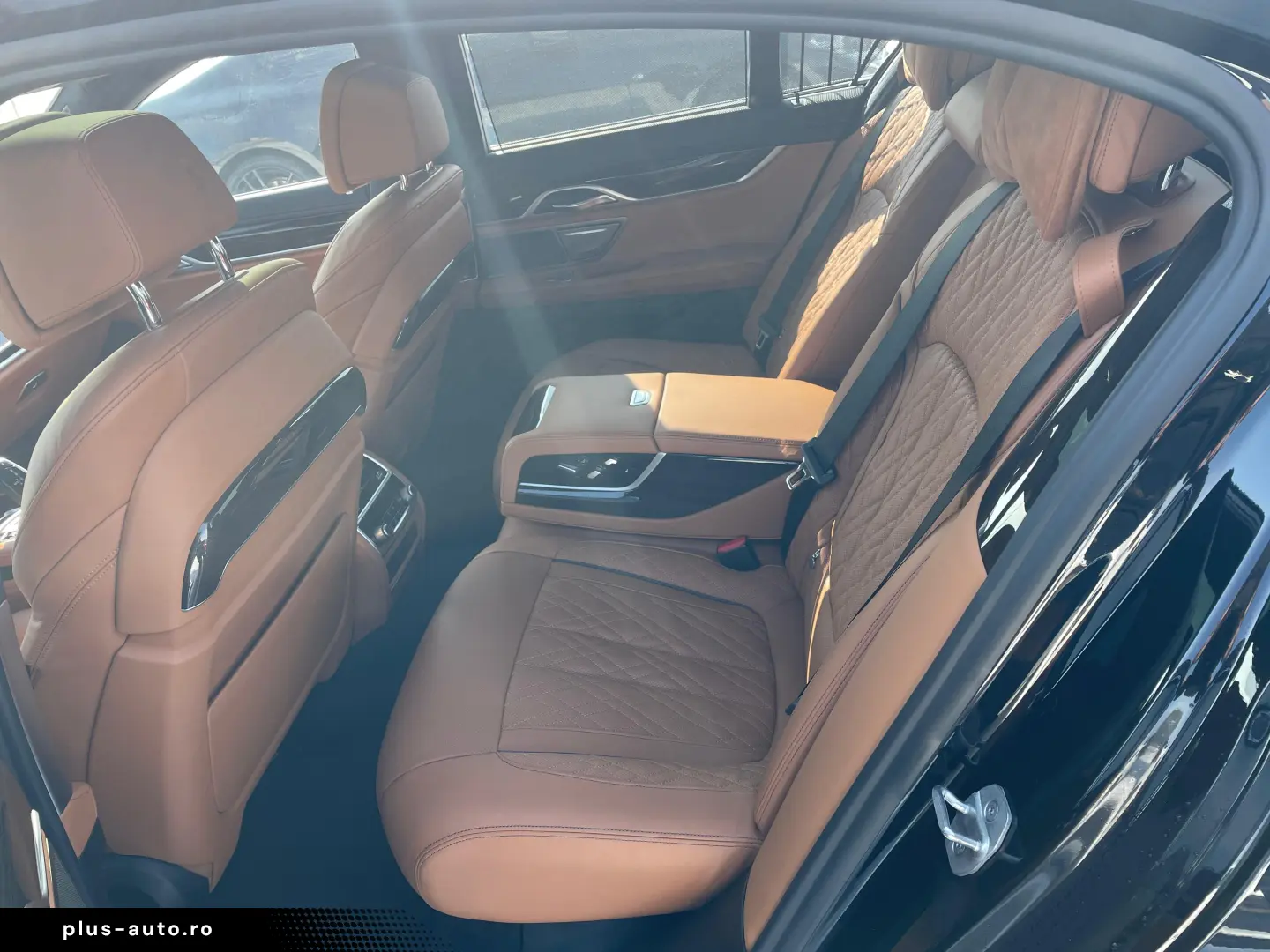 BMW 745