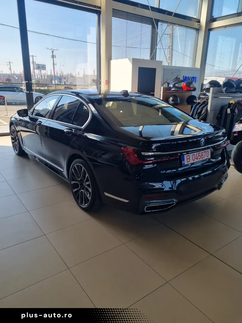 BMW 745