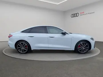 Audi A5 Lim e-hybrid qu. Matrix B&O Pano HuD AHK 360