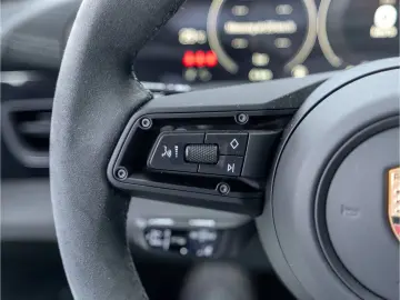 Porsche Taycan GTS Inno Drive HD-Matrix 21 RS Spy