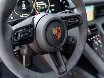 Porsche Taycan GTS Inno Drive HD-Matrix 21 RS Spy