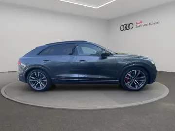 Audi SQ8 4.0 TFSI qu. Matrix B&O Pano HuD AHK 360