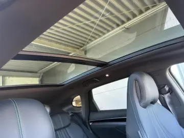 BYD Seal U DM-i 1.5 Comfort HUD El. Panodach Navi Le