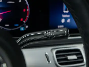 MERCEDES-BENZ GLE 450 Coupé d 4MATIC AMG Line Head-u…