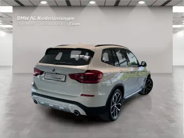 BMW X3 xDrive30d AHK LiveCockpitProf Head-Up Kamera
