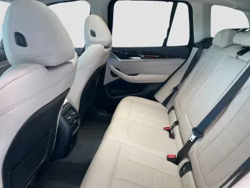 BMW X3 xDrive30d AHK LiveCockpitProf Head-Up Kamera