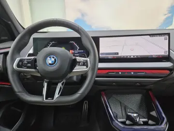 BMW X3 30e xDrive M Sport Standheizung AHK ACC 360