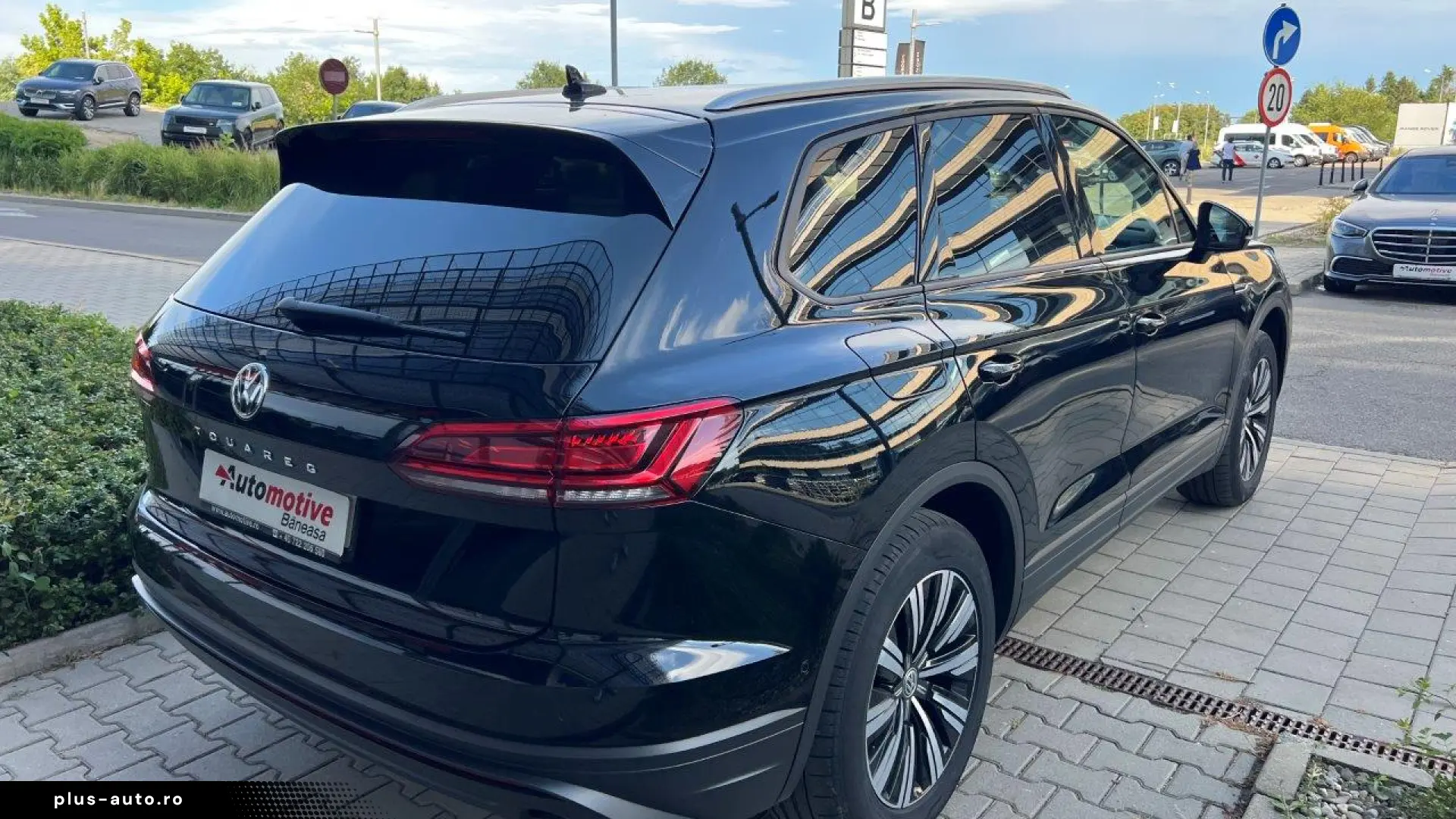 VOLKSWAGEN TOUAREG 4MOTION
