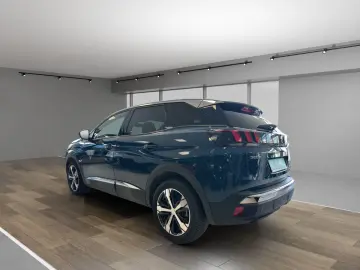 PEUGEOT 3008 Allure Pack 1.2 130 EAT8 PT PDC RFK SHZ LED