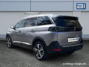 PEUGEOT 5008 1.5 Blue-HDI FAP Allure Pack AT 7-Si Navi R