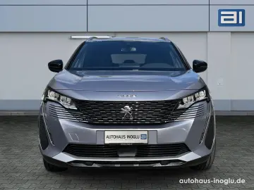 PEUGEOT 5008 1.5 Blue-HDI FAP Allure Pack AT 7-Si Navi R