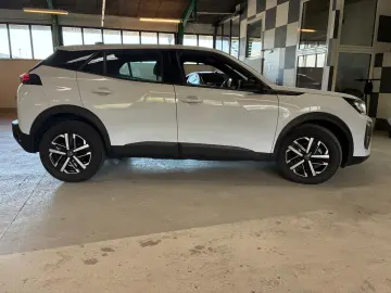 PEUGEOT 2008 Active 1 2 PURETECH