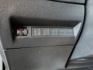 PEUGEOT 2008 Active 1 2 PURETECH