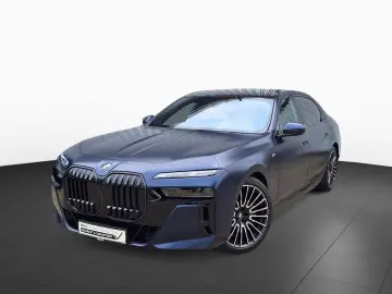 BMW 750e xDr M Sport Pro LoungeSeating Sky AHK 21