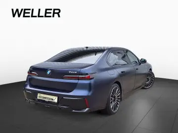 BMW 750e xDr M Sport Pro LoungeSeating Sky AHK 21