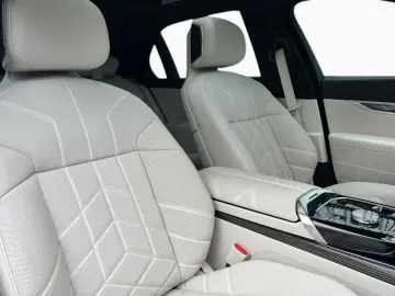 BMW 750e xDr M Sport Pro LoungeSeating Sky AHK 21