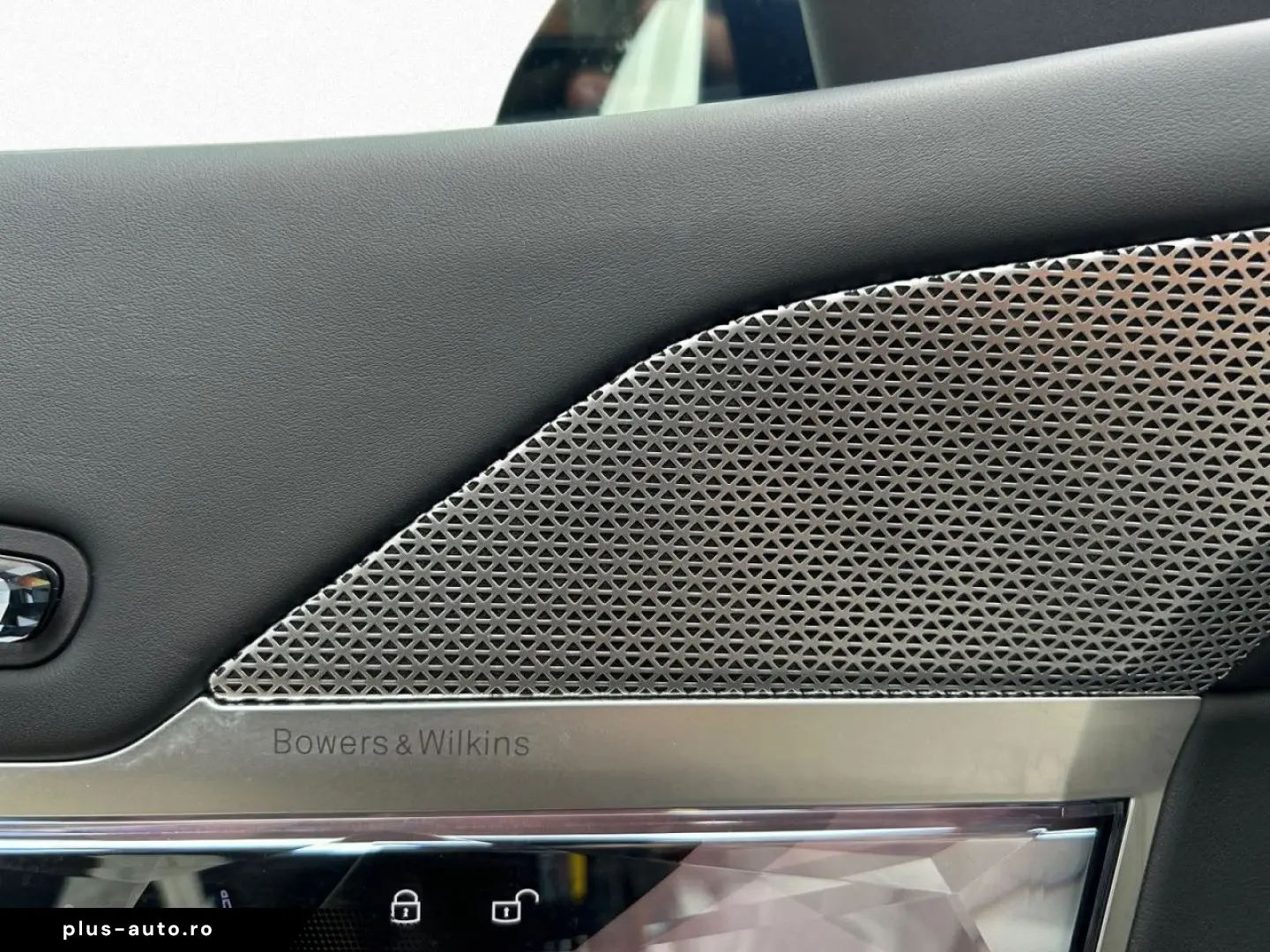 BMW 750e xDr M Sport Pro LoungeSeating Sky AHK 21
