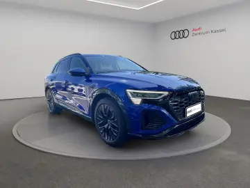 Audi Q8 55 e-tron qu. S line Matrix B&O Pano HuD AHK