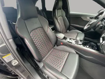 Audi RS 4 Avant 2.9 TFSI qu. Matrix Camera Carplay