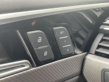 Audi RS 4 Avant 2.9 TFSI qu. Matrix Camera Carplay