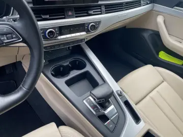 Audi A4 Avant 40 TDI quattro LED PDC  Navi Leder
