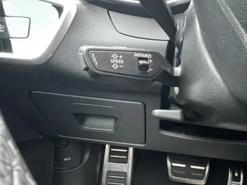 Audi A6 Avant 40 TDI S line Matrix Pano AHK Navi 360