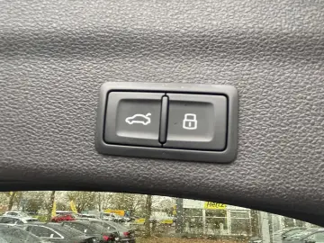 Audi A6 Avant 40 TDI S line Matrix Pano AHK Navi 360