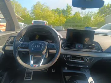 AUDI Q5 40 TDI quattro edition one S-Tronic