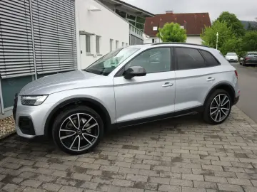 AUDI Q5 40 TDI quattro advanced MATRIX PANO ACC CARPL