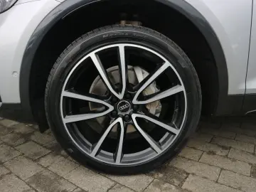 AUDI Q5 40 TDI quattro advanced MATRIX PANO ACC CARPL