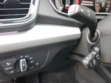 AUDI Q5 40 TDI quattro advanced MATRIX PANO ACC CARPL