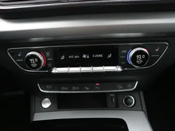 AUDI Q5 40 TDI quattro advanced MATRIX PANO ACC CARPL