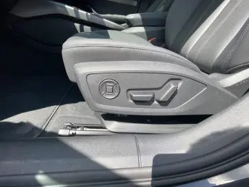 Audi A6 Avant TDI quattro Matrix B&O Pano HuD 360