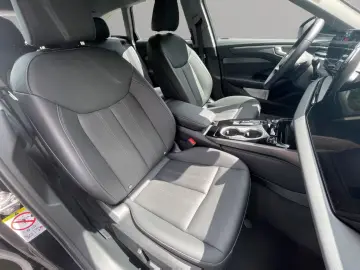 Audi A6 Avant TFSI Matrix B&O HuD Navi Carplay 360