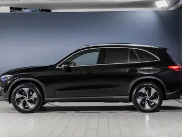 Mercedes-Benz GLC 300 e 4MATIC Avantgarde Pano