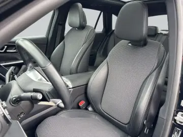 Mercedes-Benz GLC 200 4MATIC Avantgarde Advanced