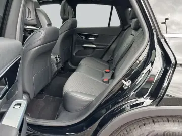 Mercedes-Benz GLC 200 4MATIC Avantgarde Advanced
