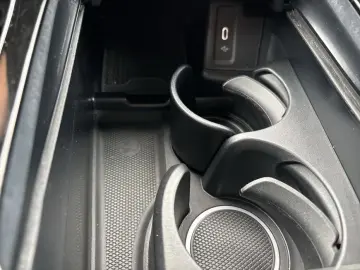 Mercedes-Benz GLC 200 4MATIC Avantgarde Advanced