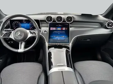 Mercedes-Benz GLC 200 4MATIC Avantgarde Advanced