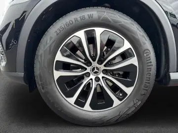 Mercedes-Benz GLC 200 4MATIC Avantgarde Advanced