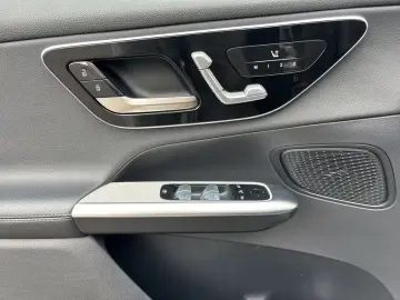 Mercedes-Benz GLC 200 4MATIC Avantgarde Advanced