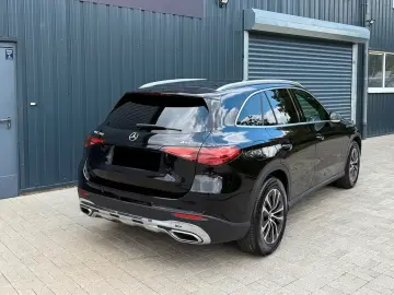 Mercedes-Benz GLC 200 4MATIC Avantgarde Advanced