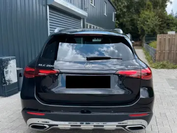 Mercedes-Benz GLC 200 4MATIC Avantgarde Advanced