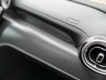 Mercedes-Benz GLC 200 4MATIC Avantgarde Advanced