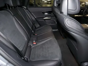 MERCEDES-BENZ GLC 200 d 4MATIC MBUX AMG SHD Perf-AGA…