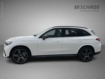 MERCEDES-BENZ GLC 200 4M AMG Line Panorama Night AHK…