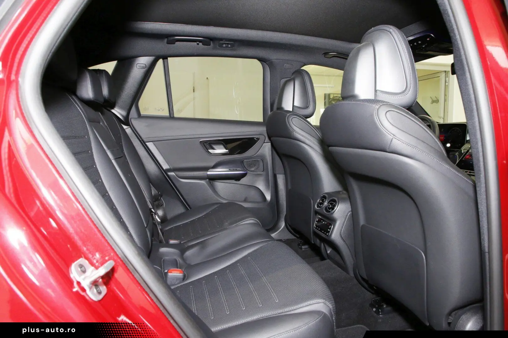 MERCEDES-BENZ GLC 200 4MATIC AMG Line Night AHK Totw. 360