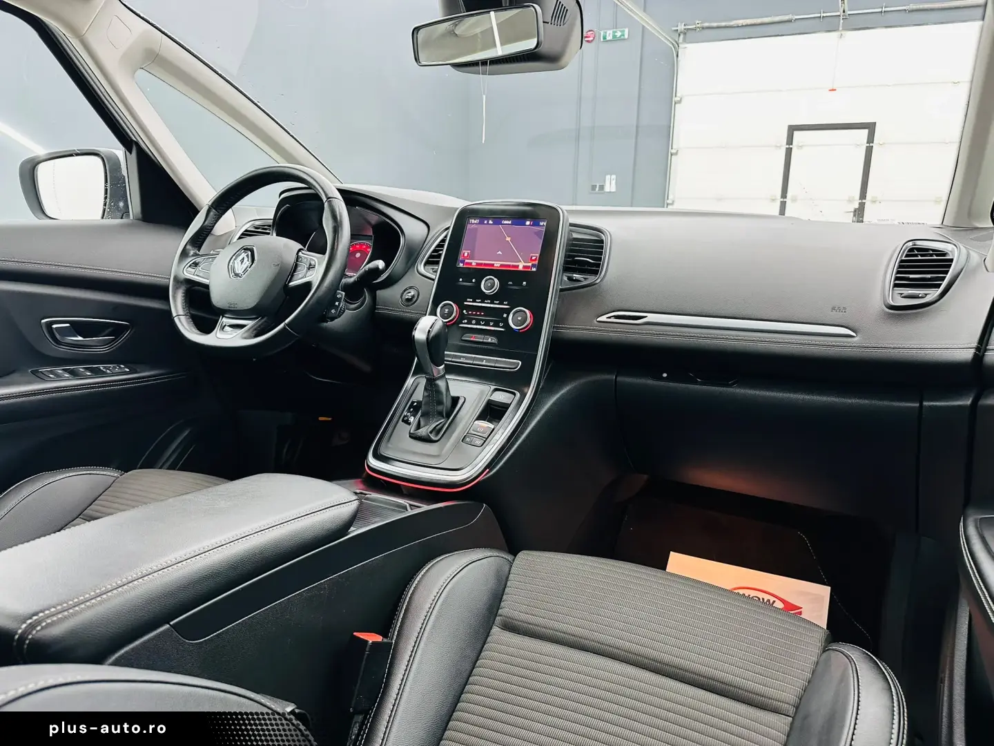 RENAULT GRAND SCENIC 2018 1.3i E6 Garantie 12 Luni Rate Avan
