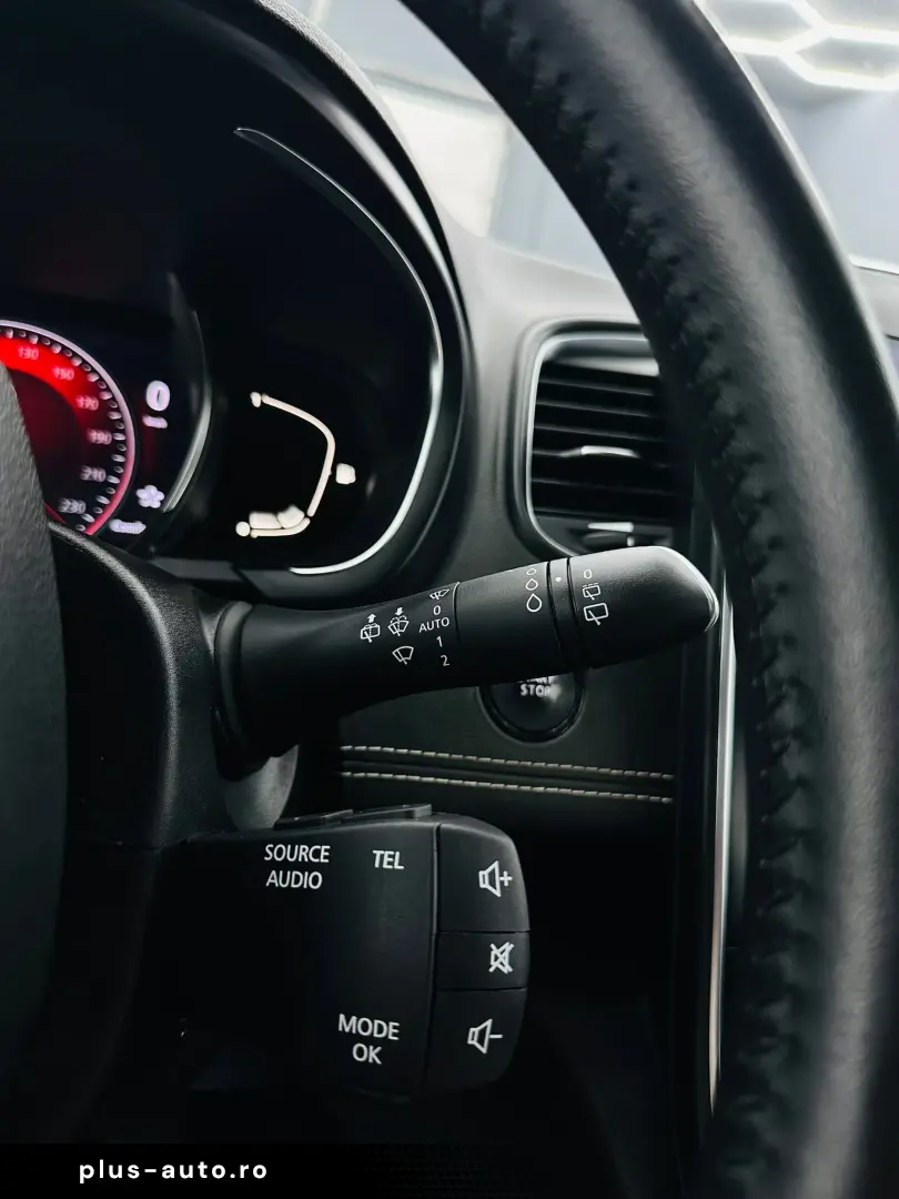 RENAULT GRAND SCENIC 2018 1.3i E6 Garantie 12 Luni Rate Avan