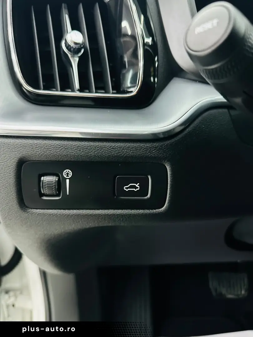 VOLVO XC60 2019 2.0D E6 Garantie 12 Luni Rate Avans 0 Doar C